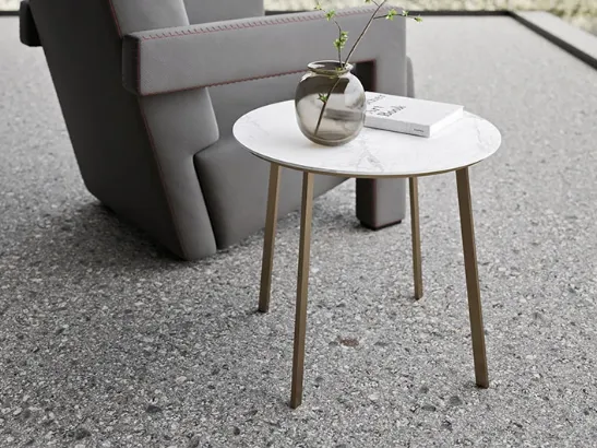 Tavolino Tondo Horizon in laminato con base in metallo di Mobilgam