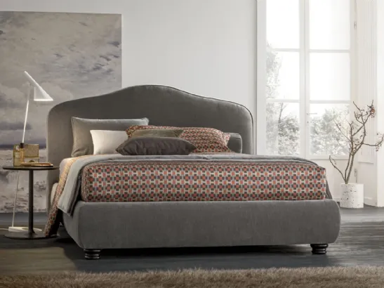 Letto in tessuto con testiera sagomata Althea di V&Nice