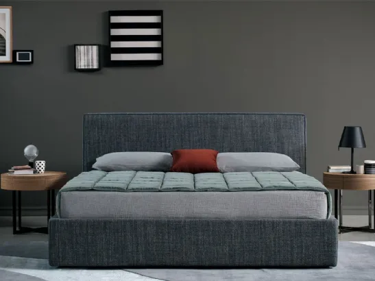 Letto New Alicante in legno e tessuto di Bodema