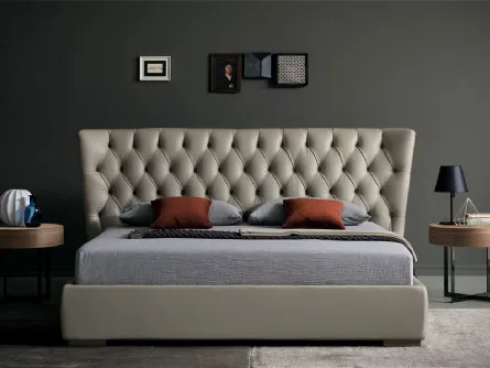 Letto Violet in legno e in pelle con cuciture di Bodema