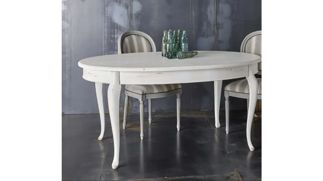 Tavolo ovale allungabile Art 604 Shabby Chic in legno di Fratelli Mirandola